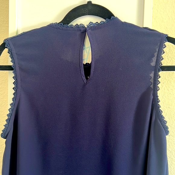 Nordstrom Product group Halogen brand navy sleeveless dressy top - Picture 5 of 7